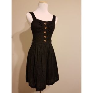 Black hundreds, dress